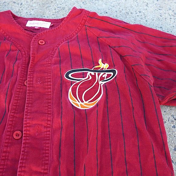 Mitchell & Ness Miami Heat Pinstripe Baseball Jersey Button-Up Shirt Red Medium - Picture 5 of 10
